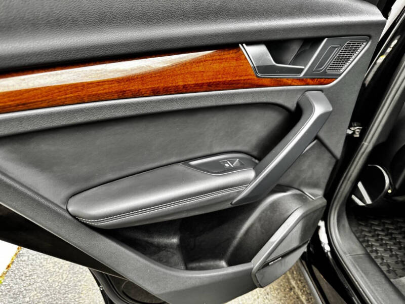 2023 Audi Q5 quattro S line Prem Plus 45 TFSI