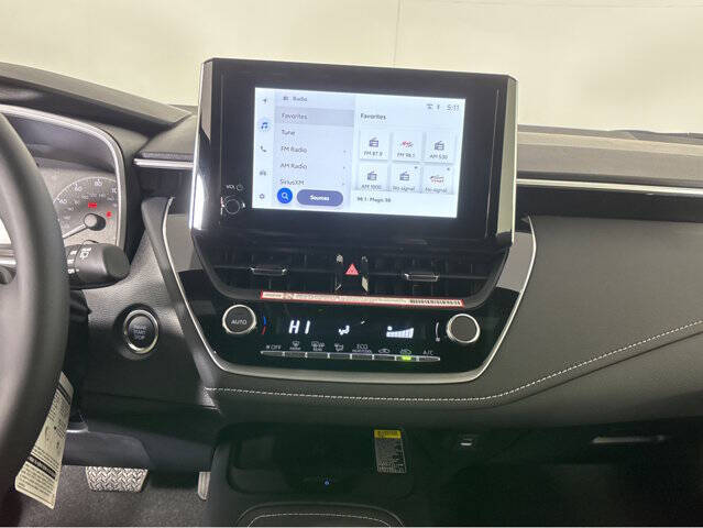 2026 Toyota Corolla Hatchback SE