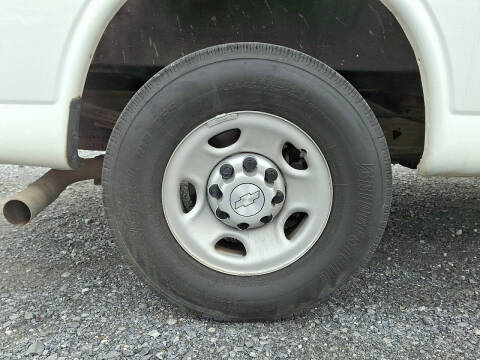 2017 Chevrolet Express LS 2500