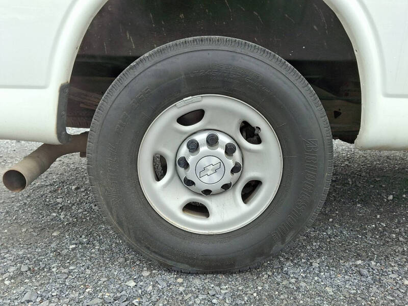 2017 Chevrolet Express LS 2500