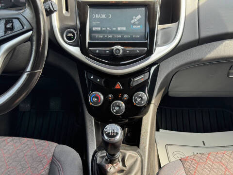 2017 Chevrolet Sonic LT Manual