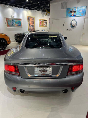 2004 Aston Martin V12 Vanquish