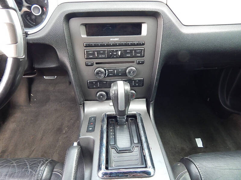 2014 Ford Mustang V6 Premium