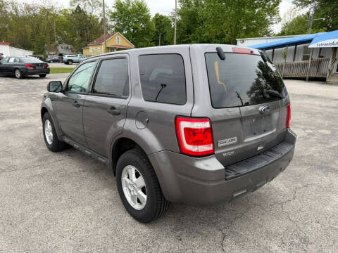 2010 Ford Escape XLS