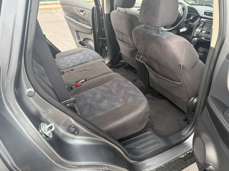 2015 Nissan Rogue SV