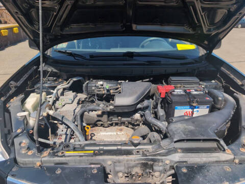 2012 Nissan Rogue S