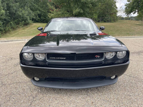 2014 Dodge Challenger R/T Plus
