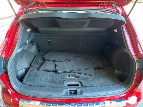 2022 Nissan Rogue Sport SL