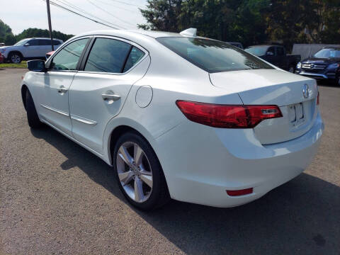 2014 Acura ILX 2.0L w/Tech