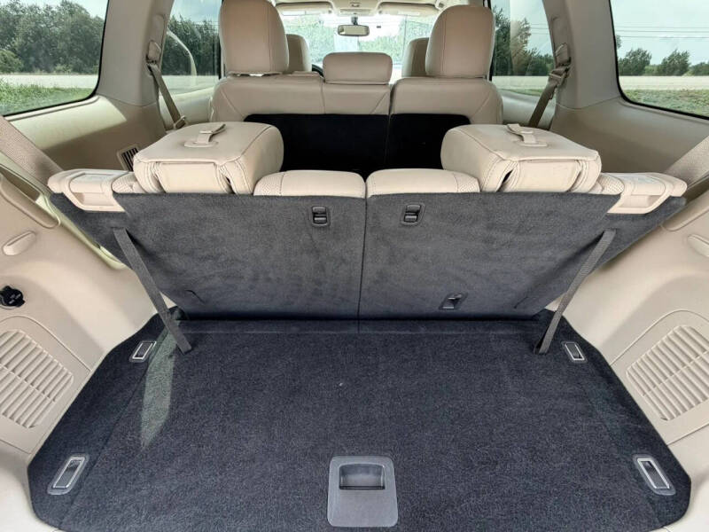 2017 Nissan Pathfinder Platinum