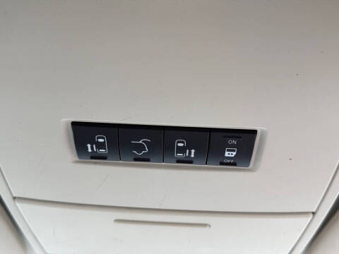 2010 Chrysler Town and Country Limited