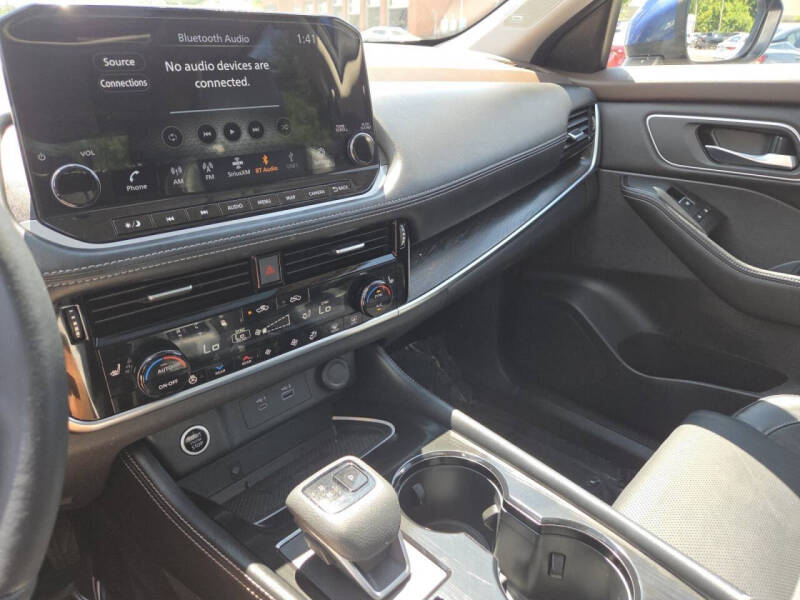 2023 Nissan Rogue Platinum