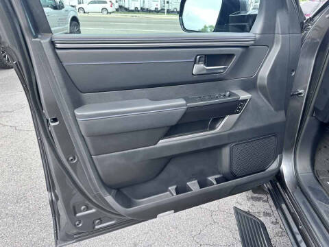 2024 Toyota Sequoia Platinum