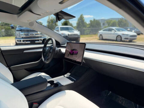 2023 Tesla Model 3 Performance