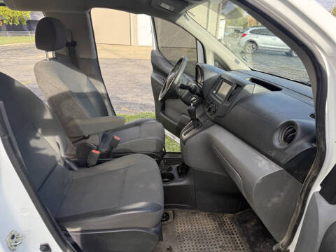 2020 Nissan NV200 SV