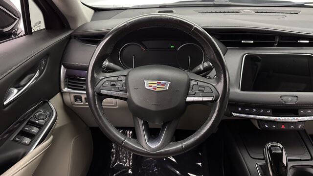 2021 Cadillac XT4 Luxury