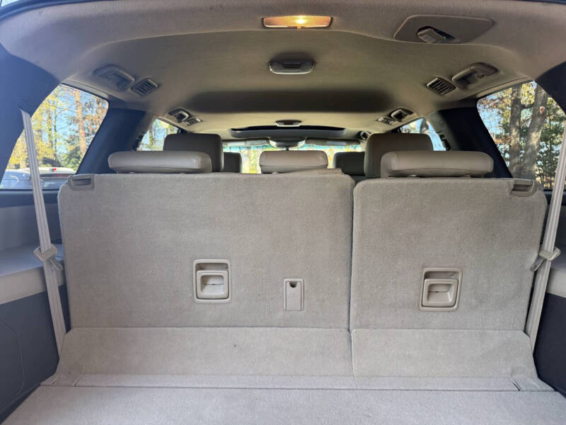 2011 Toyota Sequoia SR5