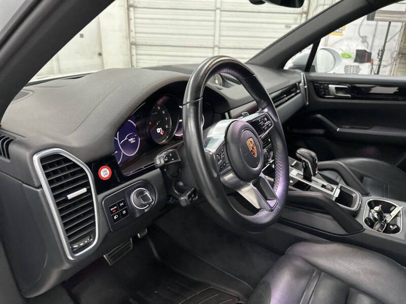 2019 Porsche Cayenne S