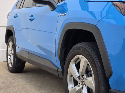 2021 Toyota RAV4 Hybrid XLE Premium