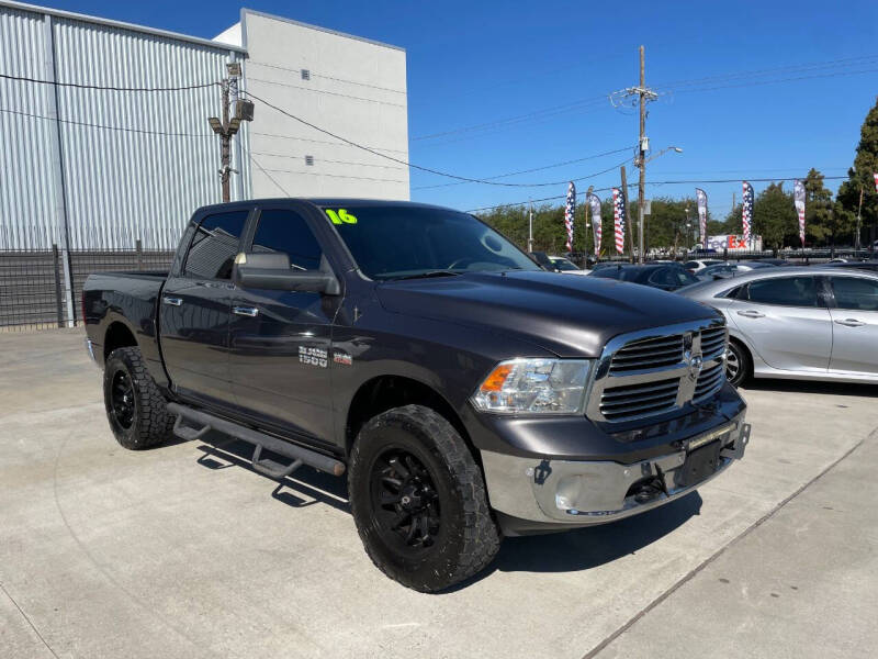 2016 RAM Ram 1500 Pickup Lone Star photo 3