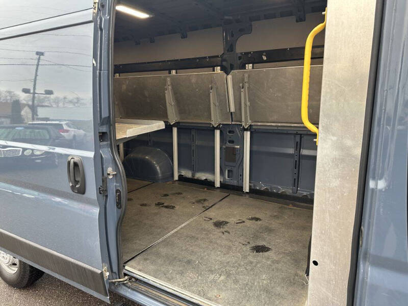 2019 RAM ProMaster Cargo Van Base photo 13