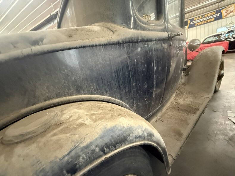 1932 Ford 5-Window