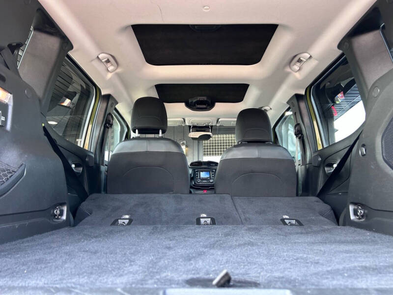 2016 Jeep Renegade Latitude 75th Anniversary
