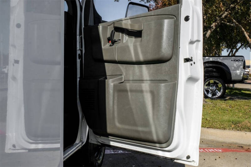 2020 Chevrolet Express 3500