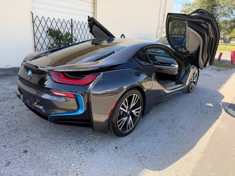 2015 BMW i8