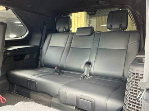 2023 Toyota Sequoia SR5