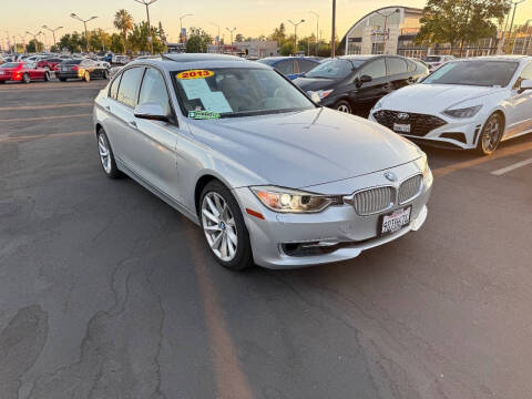 2012 BMW 3 Series 328i