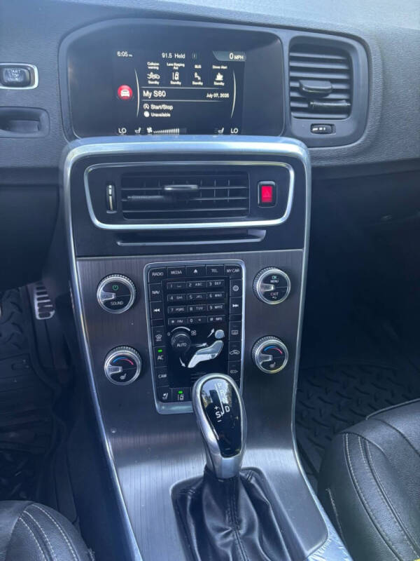 2015 Volvo S60 T6 Drive-E Platinum