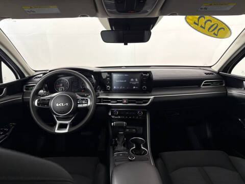 2022 Kia K5