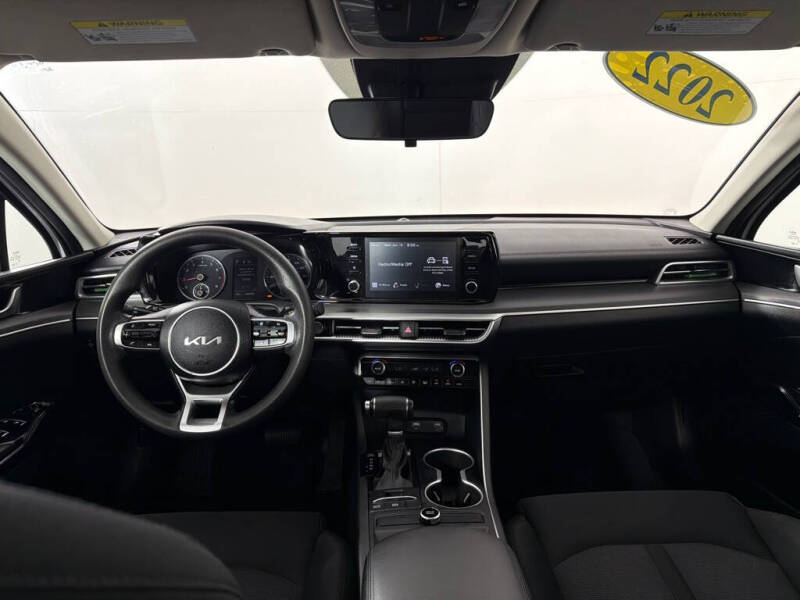 2022 Kia K5