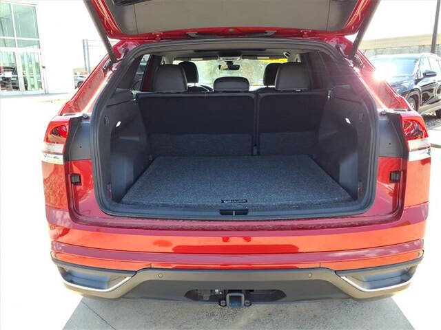 2024 Volkswagen Atlas Cross Sport SE 4Motion