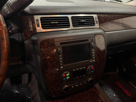 2009 GMC Yukon Denali