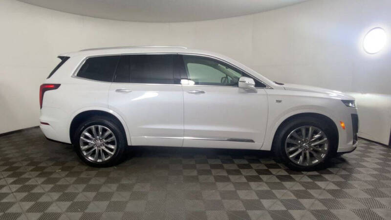 2025 Cadillac XT6 Premium Luxury