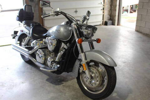 2005 Honda VTX for sale at SHAFER AUTO GROUP INC in Columbus OH