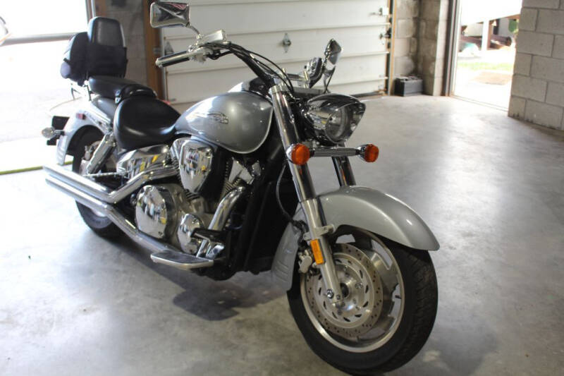 2005 Honda VTX for sale at SHAFER AUTO GROUP in Columbus OH