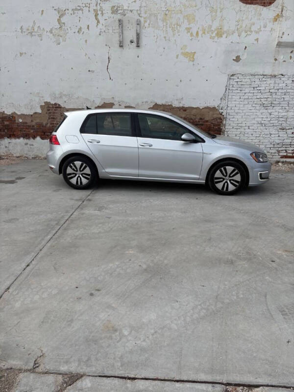 2016 Volkswagen e-Golf SE