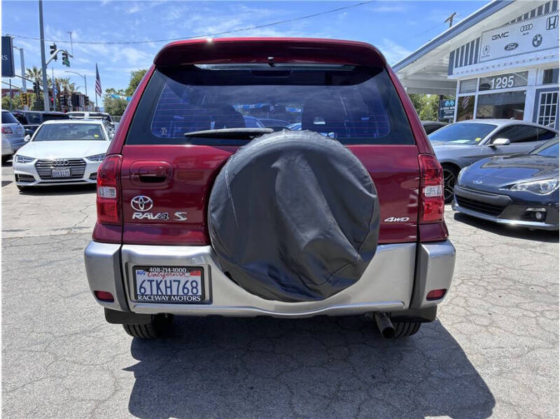 2004 Toyota RAV4