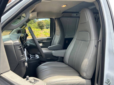 2026 Chevrolet Express 2500