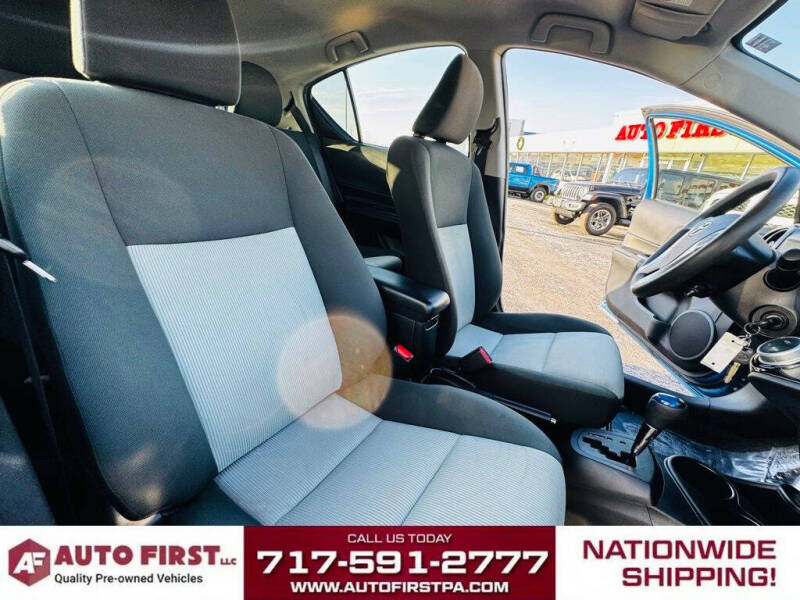 2015 Toyota Prius c Four