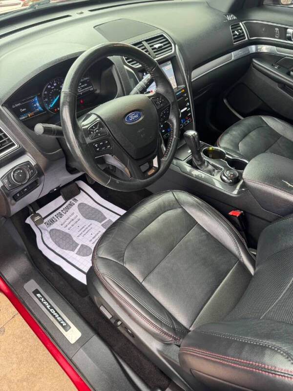 2019 Ford Explorer Sport