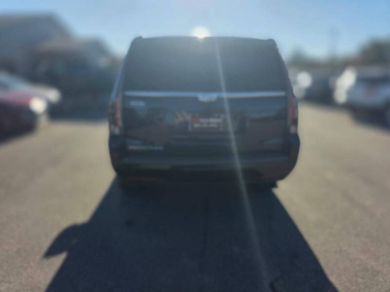 2017 Cadillac Escalade Platinum