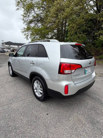 2014 Kia Sorento LX