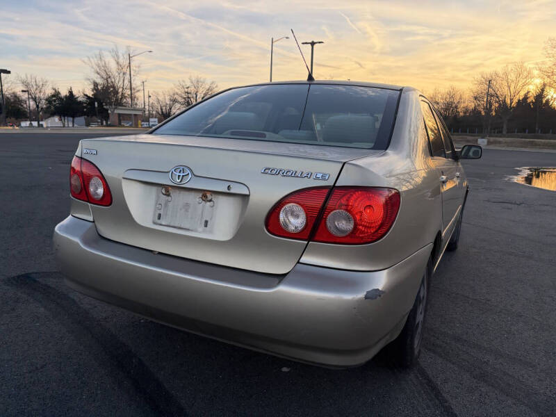 2005 Toyota Corolla LE