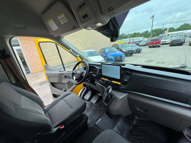 2022 Ford Transit 250