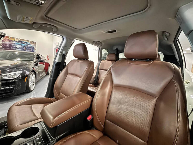 2019 Subaru Outback 2.5i Touring
