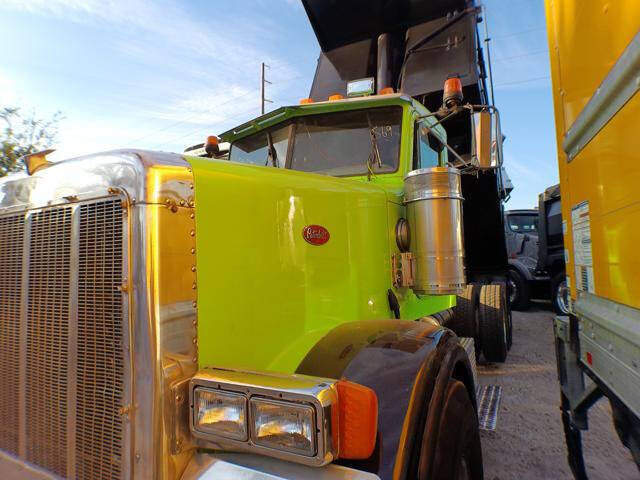 2004 Peterbilt 357
